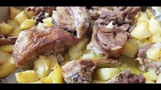 Agnello con patate al forno [upl. by Junko]