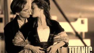 Titanic Canción en Español  Mi Corazón Continuara [upl. by Doubler]