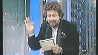 Beppe Grillo sul nucleare Caorso 1986 [upl. by Anirroc]