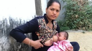 Indian mom breastfeeding💓breastfeeding breastmilk [upl. by Ynez60]