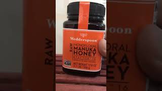 Wedderspoon Manuka Honey Raw  Hands on [upl. by Acissehc]