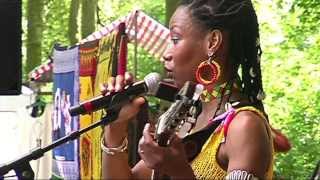 Fatoumata Diawara  H  LIVE at Afrikafestival Hertme 2010 [upl. by Mauchi]