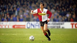 Feyenoord x Liverpool 1983  Amazing goal Johan Cruyff [upl. by Catton]