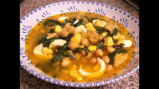 Potaje de garbanzos de vigilia con bacalao y acelgas recetas de semana santa [upl. by Ennovaj]