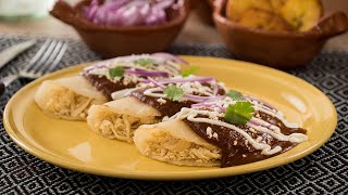 Enchiladas de Pollo con Mole [upl. by Nomad]