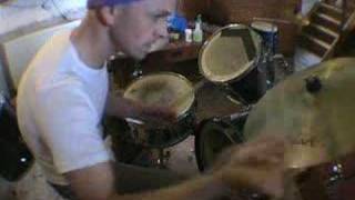 Drum tutorlesson An easy swing beat for the beginner [upl. by Leinoto111]