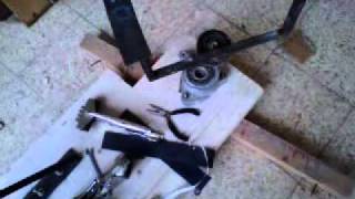 home made stringing machine شد مضرب التنس باله صنعت في البيت [upl. by Asamot]