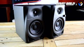 Pioneer DJ DM 40 D  Unboxing [upl. by Eeleimaj]