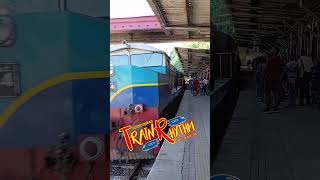 මාතර යන්ඩ කියලා  Sri Lanka Railway Express Train come To Leave Matara [upl. by Ken]