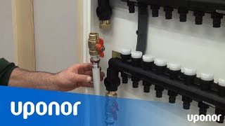 Installation uppfyllning och avluftning av Uponor Pro 1 QampE golvvärmefördelare i fördelarskåp [upl. by Auhsot]