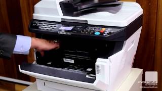 KYOCERA M2035  Cambio de Toner [upl. by Gader244]