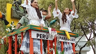 Desfile de bienvenida candidatas al reinado internacional del café  feria de Manizales 2024 [upl. by Carnay]