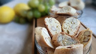 cantucci con le mandorle fatti in casa ricetta facile [upl. by Aicinet]