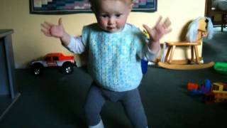 Baby dances to The Wiggles [upl. by Deloria]