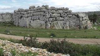 Malta Ggantija Tempel Gozo 2000 år ældre end pyramiderne [upl. by Dnalkrik201]