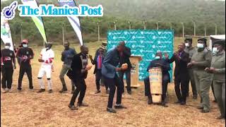 United Methodist Church Vabvuwi perform at Mutare Farm Prison [upl. by Myrt]