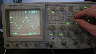 Tektronix 2465A oscilloscope demonstration [upl. by Adnuahs]