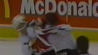 Bob Probert vs Bill Huard Dec 23 1995 [upl. by Ibib]