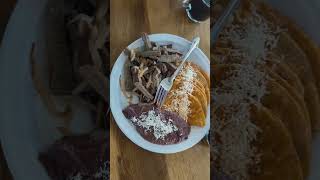 Desayunos en tacos mexicanos 🇲🇽🌮 chilaquilesverdes tacos comida mexico comidamexicana [upl. by Paske]