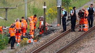 Sabotages sur le réseau SNCF  toujours des annulations et retards lenquête se poursuit [upl. by Ggerk]