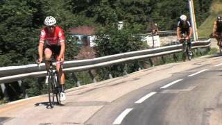 Le 52 du 10e Triathlon EDF Alpe dHuez Longue Distance [upl. by Enalahs481]