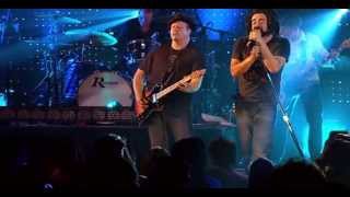 Counting Crows  August And Everything After  Live Attown Hall HQ [upl. by Ogeid]