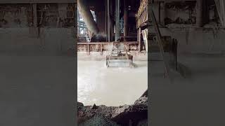 slag removal process shortstambangnickel tambangindo helmkuningfypシ゚viral fyp viralvideo [upl. by Douty140]