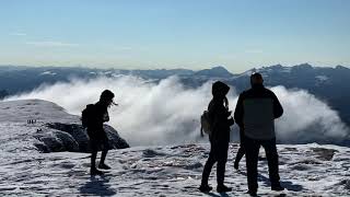 Dem Nebel entfliehen  Chäserrugg im schönen Toggenburg [upl. by Sedinoel26]