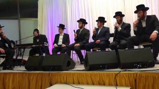 Motty Ilowitz Behar Hamoriah With Motty Houchberg and Chior at Mesivte Dinner In London [upl. by Mechelle]