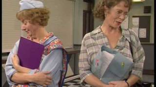 Dinnerladies  Series 2  Episode 3  Part 2 [upl. by Witherspoon]