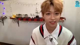 Seungmin amp Felix cantando Felix Navidad🎄 STRAY KIDS [upl. by Nissy]