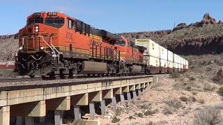 Fast Freight Trains on the BNSF Seligman Subdivision Arizona 2017 [upl. by Lu554]