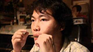 Trinh Lo Trung plays the Jews harp and sings beatbox January 1st 2012 [upl. by Celik981]