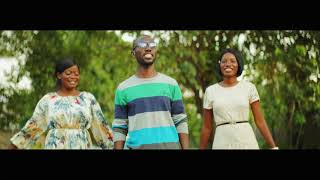 Tata na bana junior fwaka clip officiel [upl. by Eintirb]