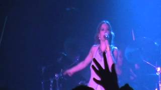 Fly  Hilary Duff Live at Alcatraz Milan Italy  Still Most Wanted Tour 2006 [upl. by Ybreh]