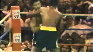 Alexis Arguello vs Alfredo Escalera  The Bloody Battle Of Bayamon [upl. by Aihsein460]