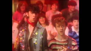 Tenpole Tudor  Swords of a Thousand Men  TOTP 1981 HD [upl. by Atter695]