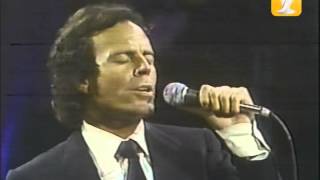 Julio Iglesias Presentación Completa  Festival de Viña del Mar 1981 [upl. by Nosylla883]