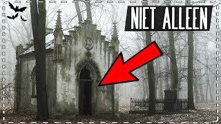 NIET ALLEEN in een ENG VERLATEN KAPEL VAELTAX [upl. by Itsuj822]