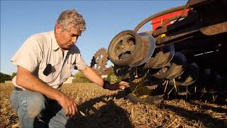 Agroécologie amp semis direct sous couvert  un semoir innovant et large [upl. by Ahsemik]