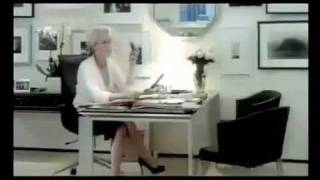 Le diable shabille en Prada bande annonce 2011 [upl. by Werd393]