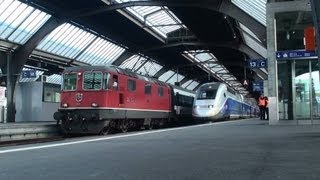 Re 44 mit InterRegio Zürich HB Abfahrt nach Basel SBB und ein AlkoholisierterDer Mann und der Zug [upl. by Walburga]