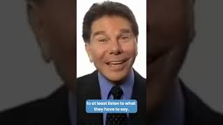 Robert Cialdini explains the 6 principles of persuasion that drive human behavior [upl. by Alpers]