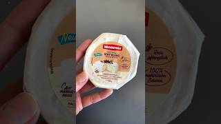 Produkttest  Veganer Pfeffer Camembert [upl. by Reivad20]