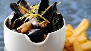 Recette  Moules frites [upl. by Fries754]