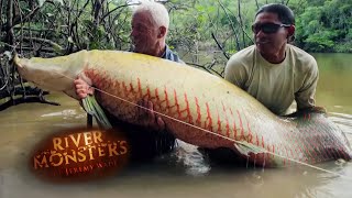 Hooking a Monsterous Arapaima On a Fly  ARAPAIMA  River Monsters [upl. by Vincents364]