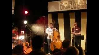 Clueso amp Bernewitz Trio live Zermatt Unplugged quotDÜNNES EISquot [upl. by Nauqahs]