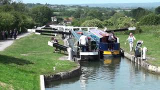 Caen Hill Locks on the Kennet and Avon Canal near Devizes [upl. by Baylor]