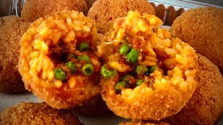 ARANCINI DI RISO AL RAGÙ ricetta siciliana [upl. by Lebazi933]