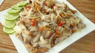 PINOY RECIPE  HOW TO MAKE DINAKDAKAN  ILOCANO STYLE  OR SISIG TAGALOG STYLE GRILLED PORK BELLY [upl. by Eldnar]